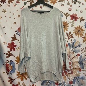 White House Black Market M Sand Beige Oversize Spring Neutral Minimalist Poncho